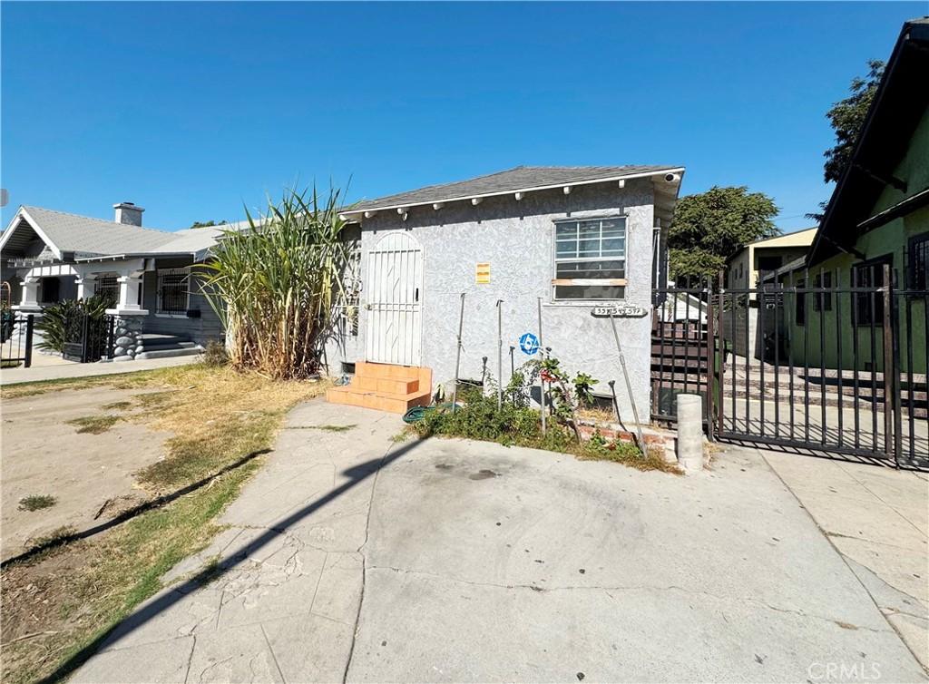 547 W 43rd St, Los Angeles, CA 90037 - photo 1