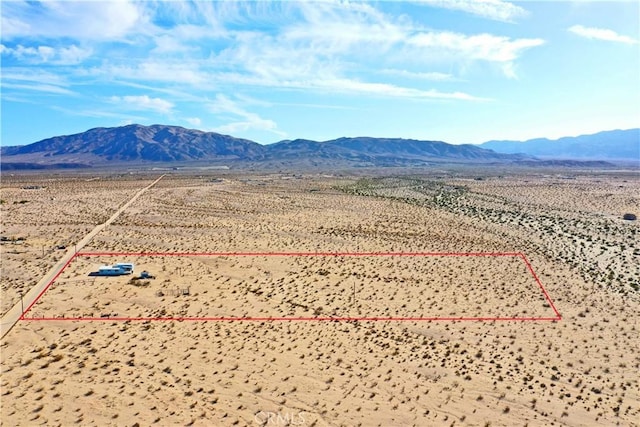 bird's eye view featuring a mountain view