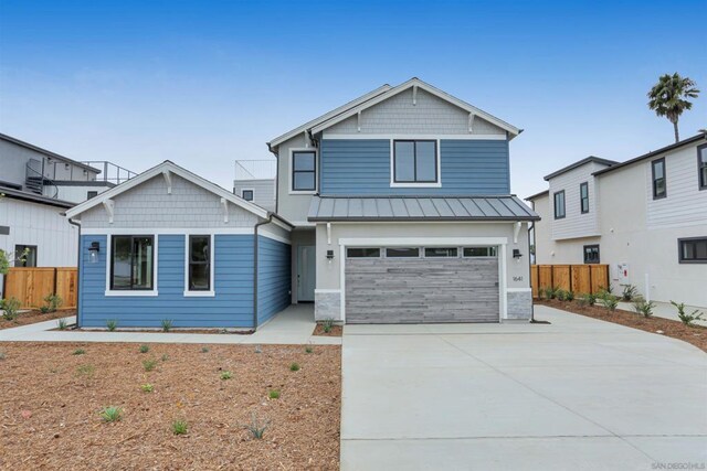 view of front of house featuring a garage