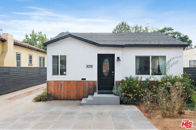 view of front of house featuring a patio