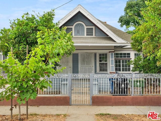 view of front of house