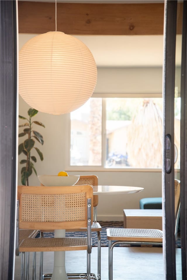 room details featuring breakfast area