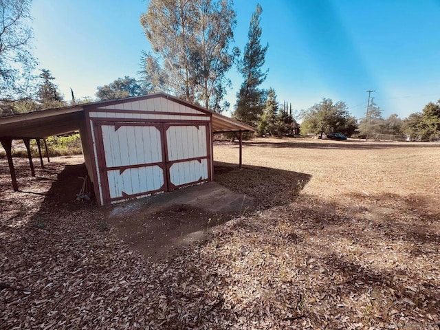 view of outdoor structure