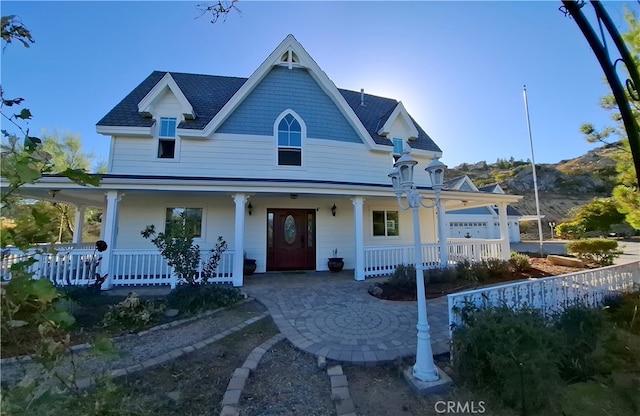 view of front of house featuring covered porch