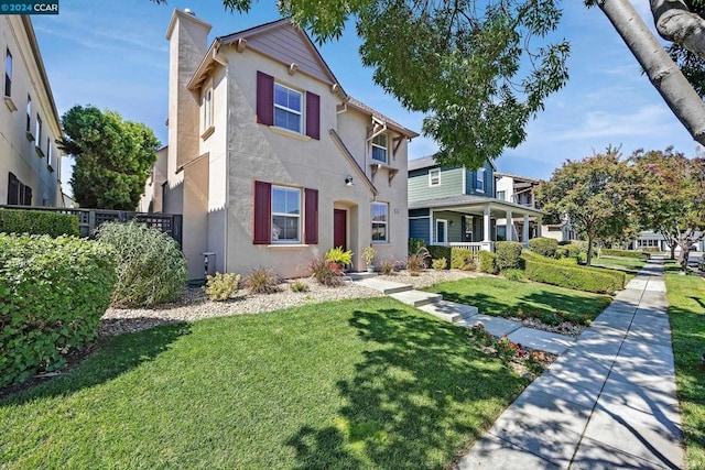 view of front of property with a front yard