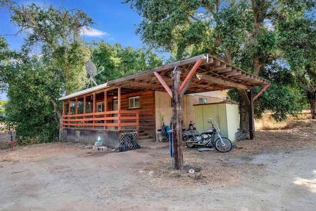 view of front of property