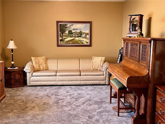 living room with carpet flooring