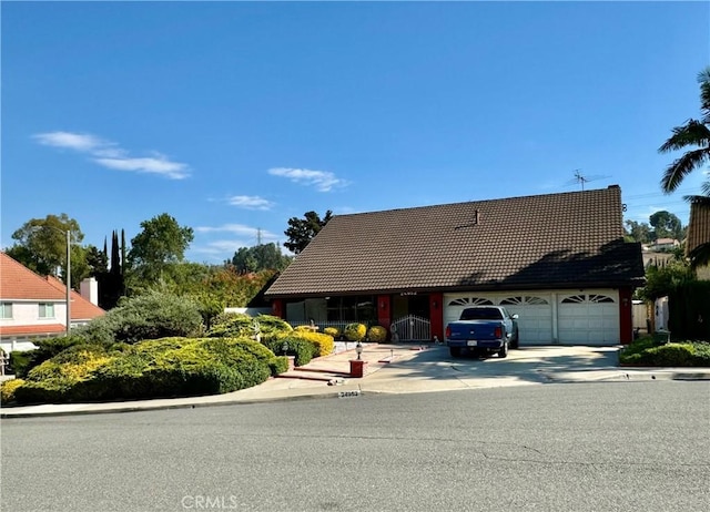 view of front of home with a garage