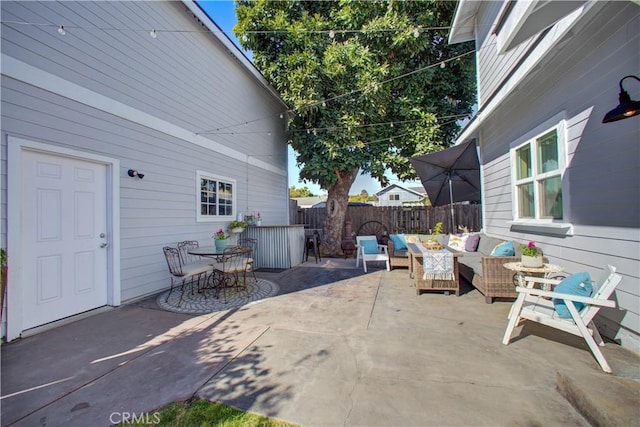 view of patio featuring outdoor lounge area