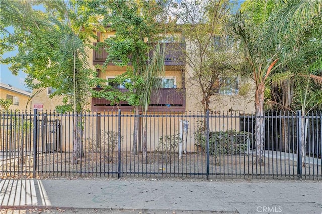 15240 Nordhoff St, North Hills, CA 91343 - photo 7