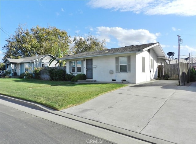 ranch-style house with a front yard