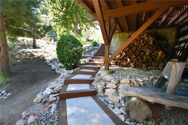 27547 W Shore Rd, Lake Arrowhead, CA 92352 - view of yard with stairway