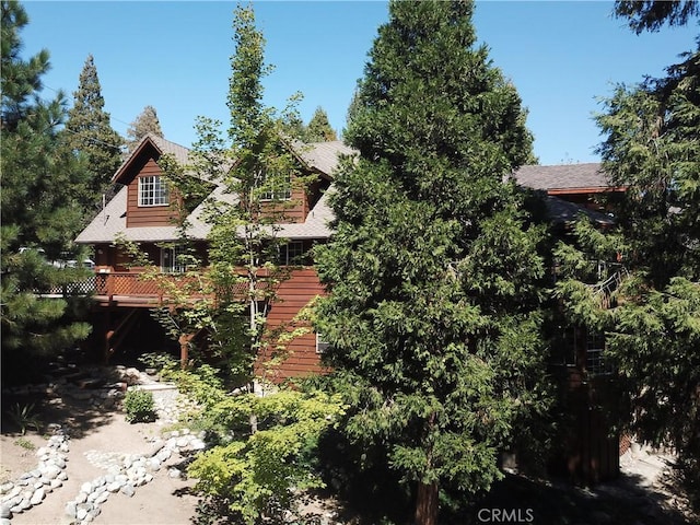 27547 W Shore Rd, Lake Arrowhead, CA 92352 - view of side of home featuring stairway and a wooden deck