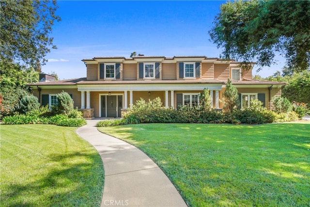 view of front of property with a front yard