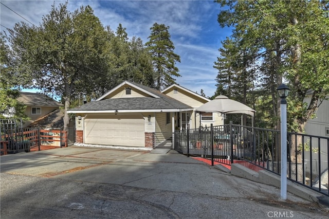 view of front facade with a garage