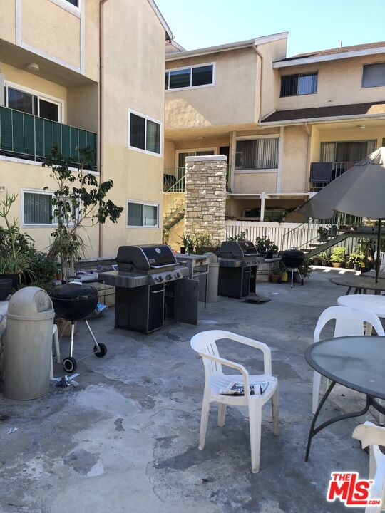 exterior space featuring area for grilling