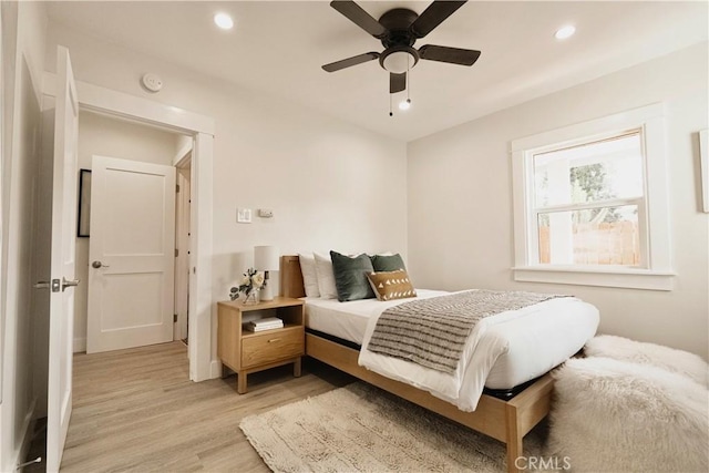 bedroom featuring recessed lighting, light wood-style floors, and ceiling fan