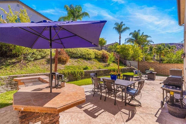 view of patio / terrace featuring grilling area