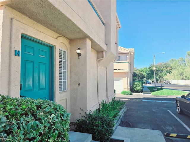 view of property entrance