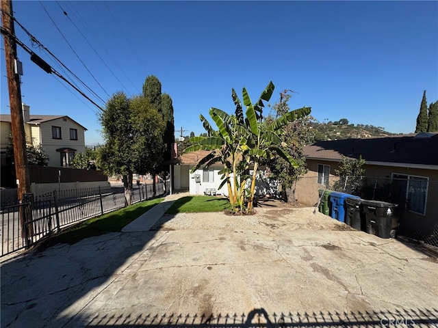 view of obstructed view of property