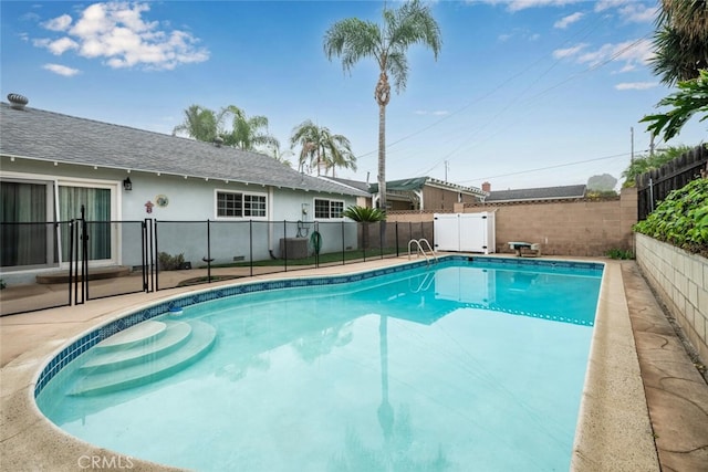 16132 Landmark Dr, Whittier, CA 90604 - view of pool