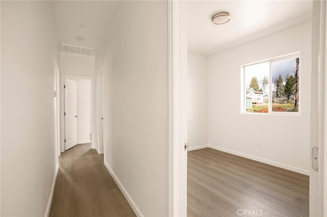 13990 Pineland Cir, Magalia, CA 95954 - hallway with wood finished floors and baseboards