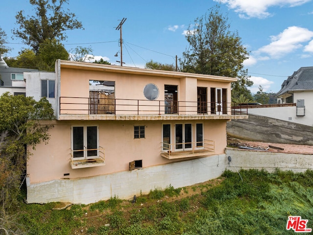 view of rear view of house