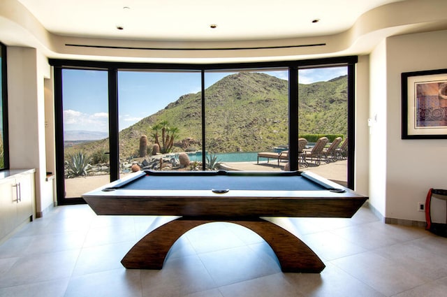 playroom featuring a mountain view and pool table