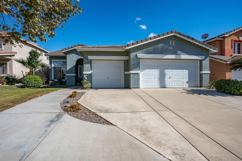 ranch-style house with a garage