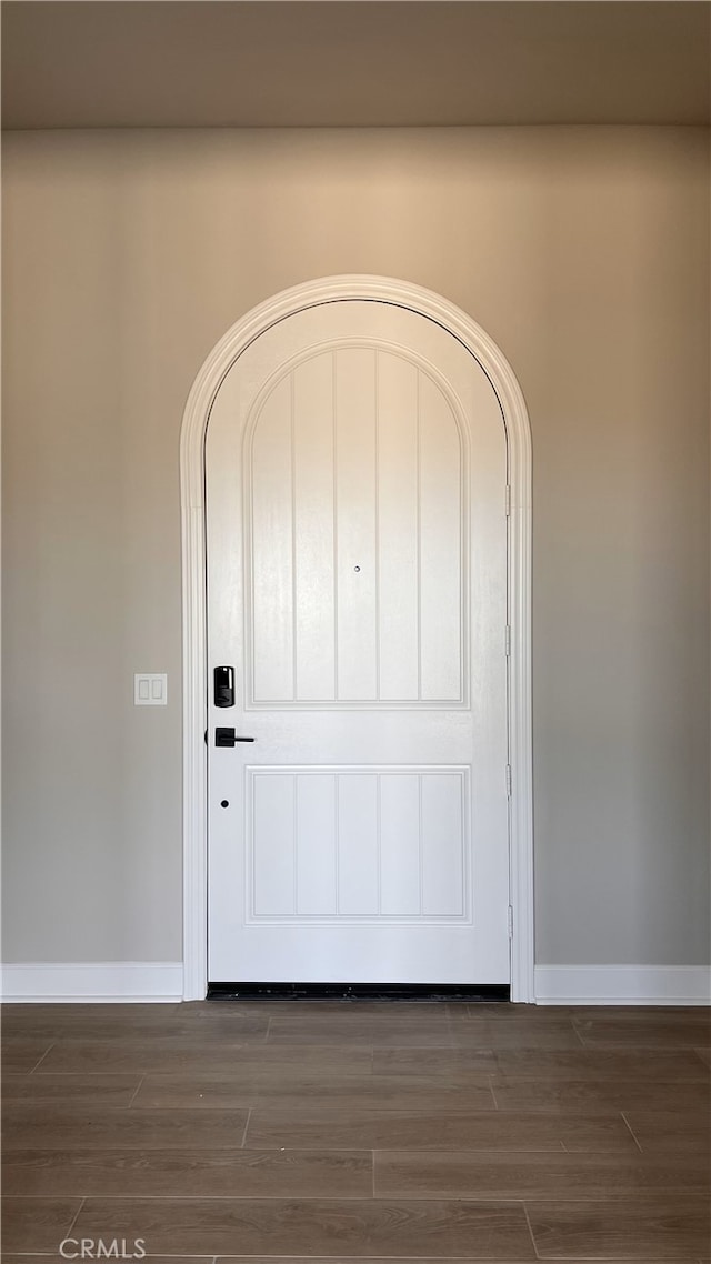 room details with hardwood / wood-style flooring