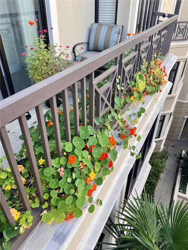 11847 Gorham Ave Unit 403, Los Angeles, CA 90049 - view of balcony