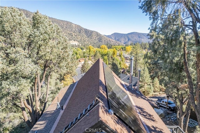 drone / aerial view with a mountain view