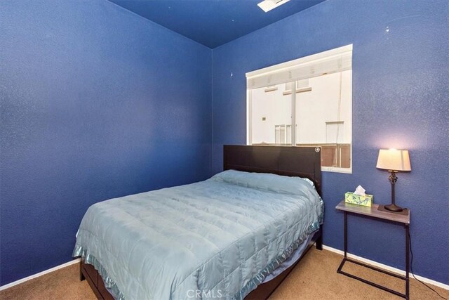 bedroom with carpet flooring