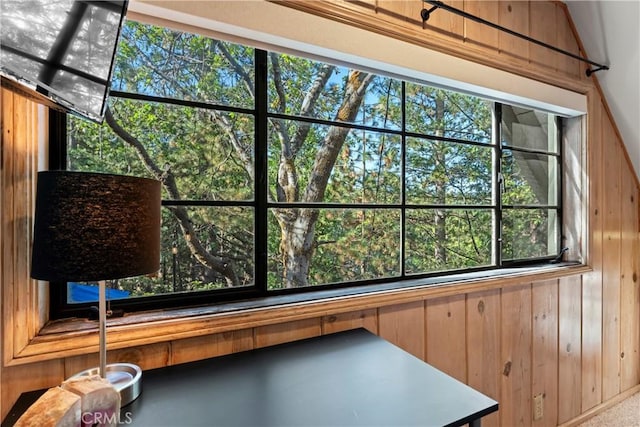 309 Castle Gate Rd, Lake Arrowhead, CA 92352 - detailed view of wooden walls