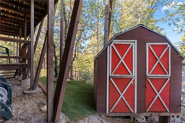 view of outdoor structure