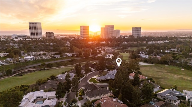 view of aerial view at dusk