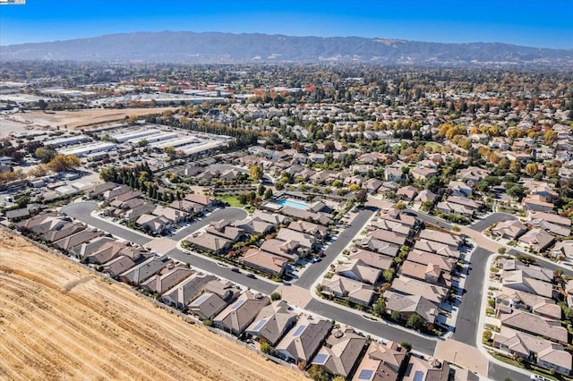 bird's eye view featuring a mountain view