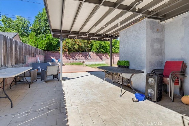 view of patio with outdoor lounge area