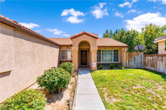 view of front of house with a front yard