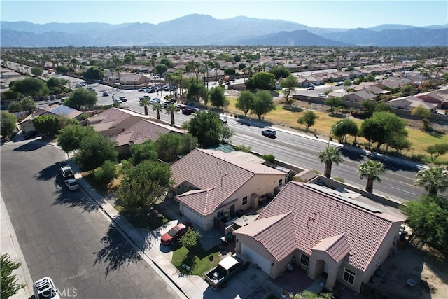 bird's eye view featuring a mountain view