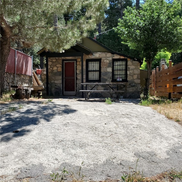 view of front of property