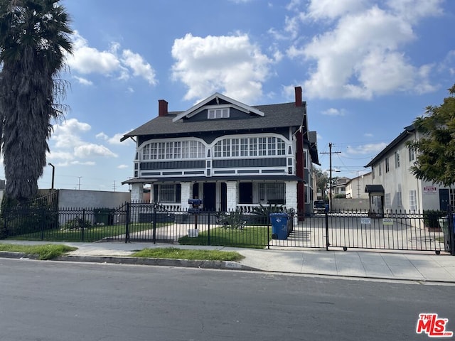 view of front of house