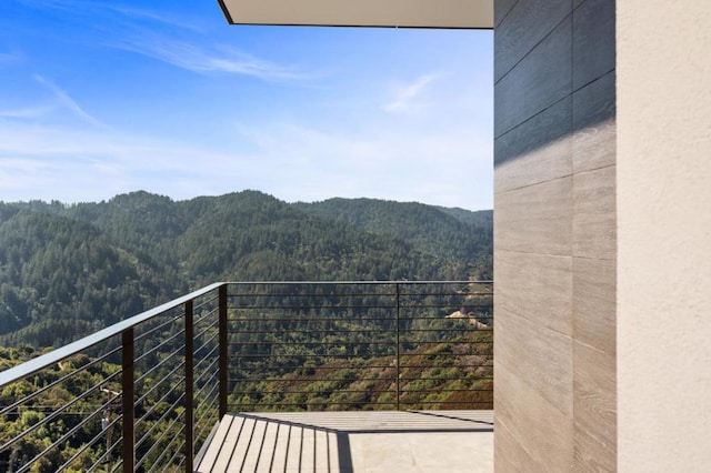 balcony featuring a mountain view