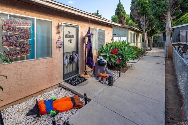 view of entrance to property