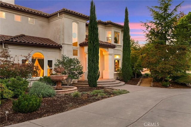 view of mediterranean / spanish-style house