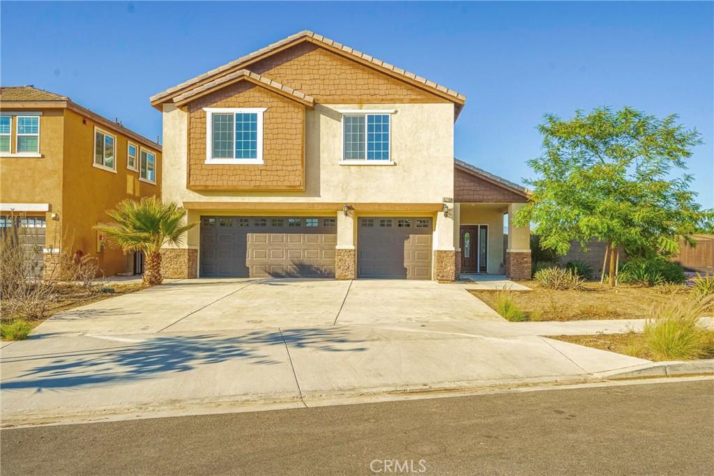 craftsman-style home with a garage