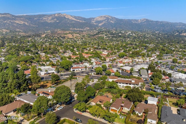 bird's eye view featuring a mountain view