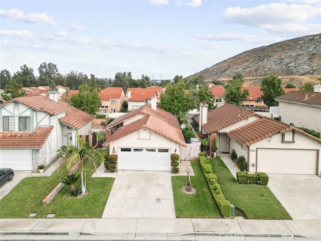 bird's eye view featuring a mountain view