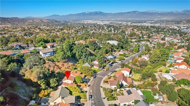 bird's eye view featuring a mountain view