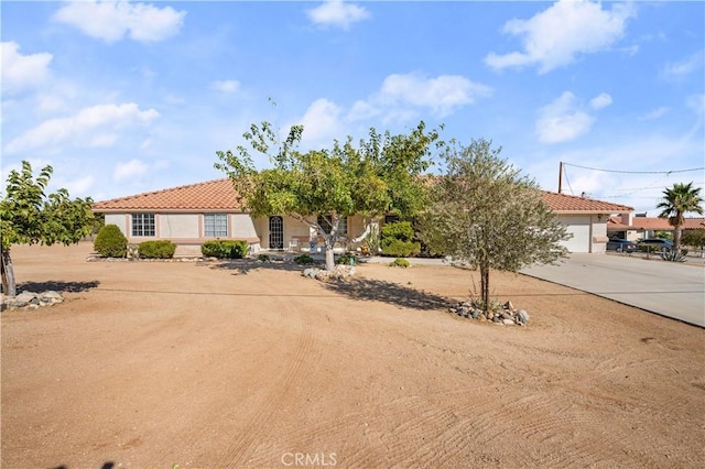 view of front of property